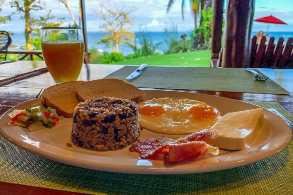 Hotel Las Caletas Lodge (Drake)